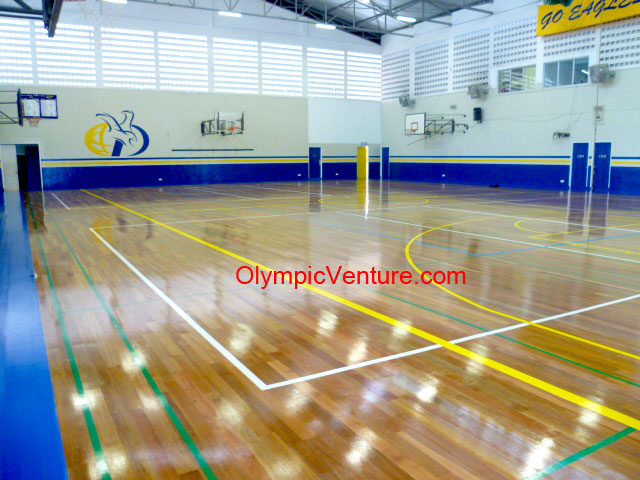 Pneumatic Hardwood Timber Floor with Rubberised Underlay System for Gymnasium at Dalat International School, Penang.